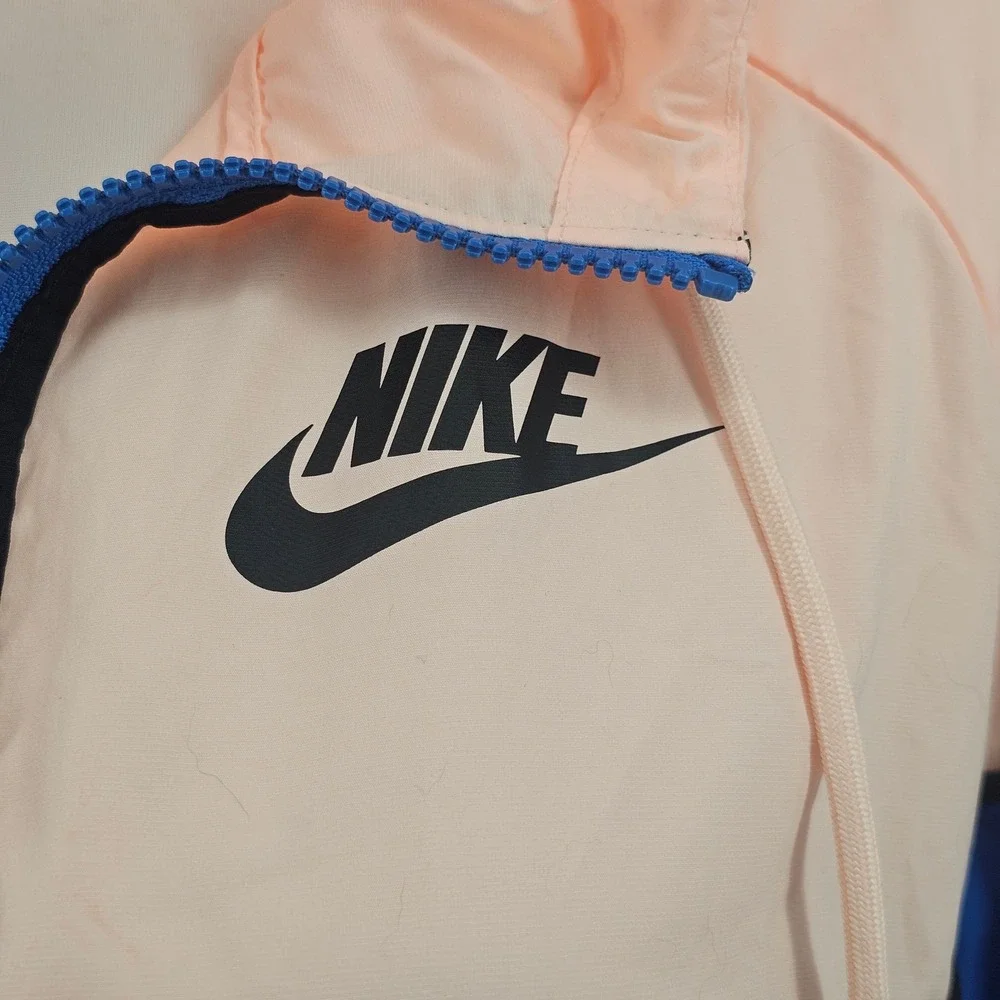 Nike this full